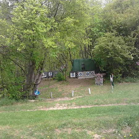 Zengosziv Jurtafalu Semesterpark *